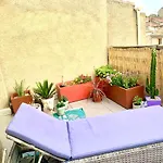 Central Narbonne With Rooftop Terrace